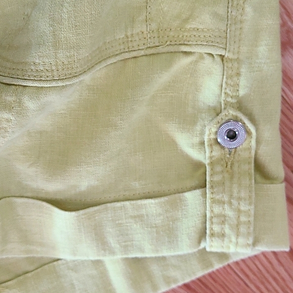 Linen Shorts INC Int'l. Concepts Size 6. Lemon/Lime. Pockets. - Picture 4 of 9